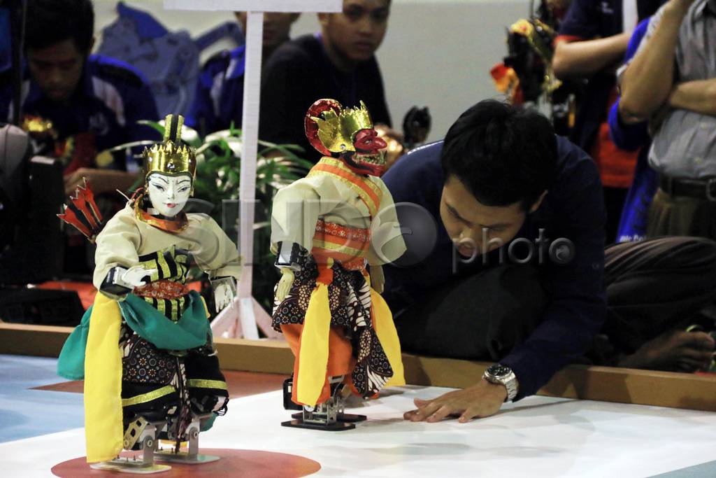 Kontes Robot Indonesia...
