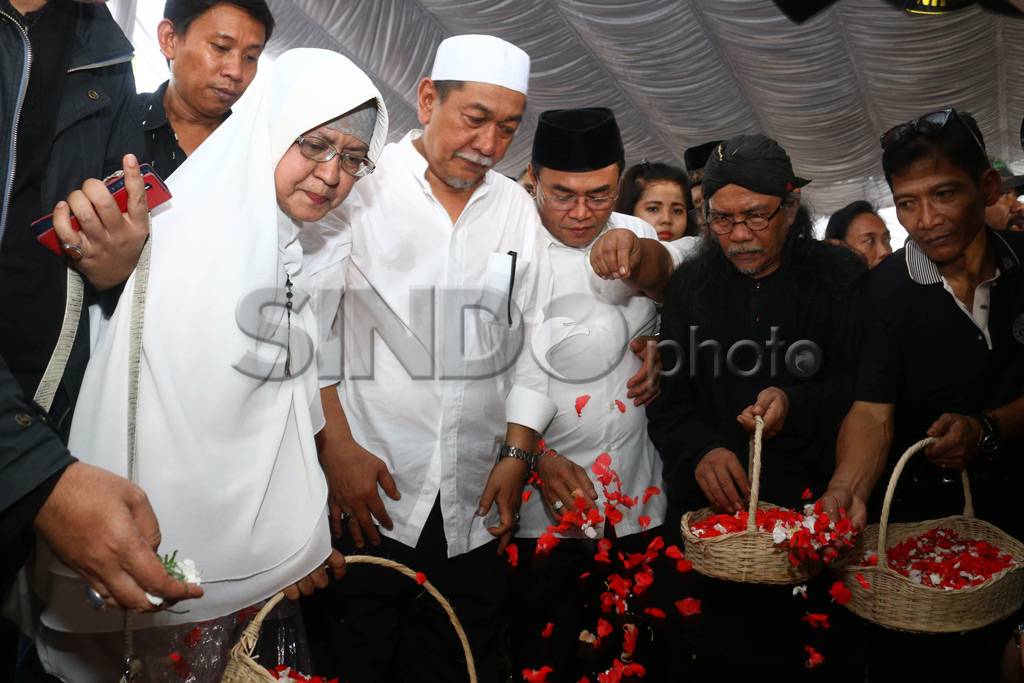 Jenazah Didi Petet Dimakamkan