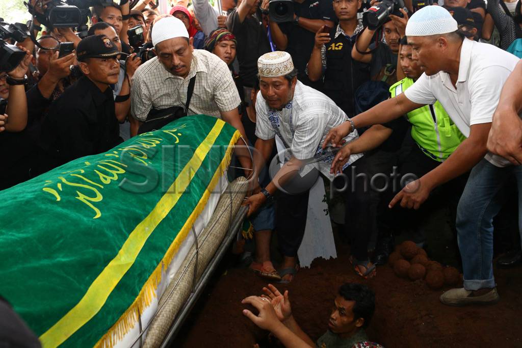 Jenazah Didi Petet Dimakamkan