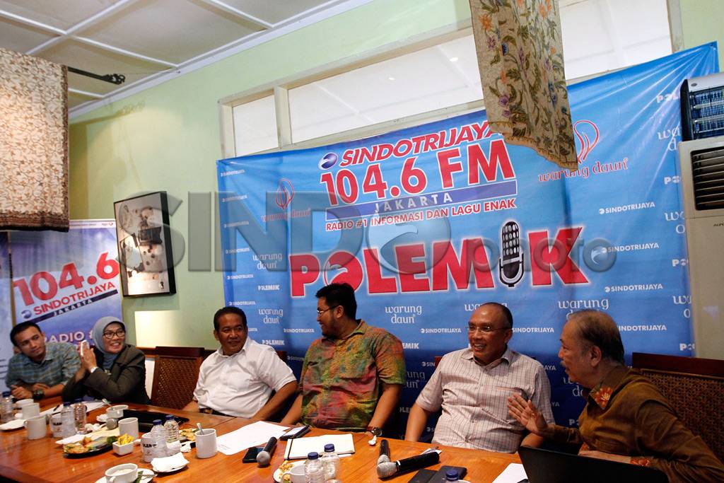 Diskusi Polemik Indonesia...