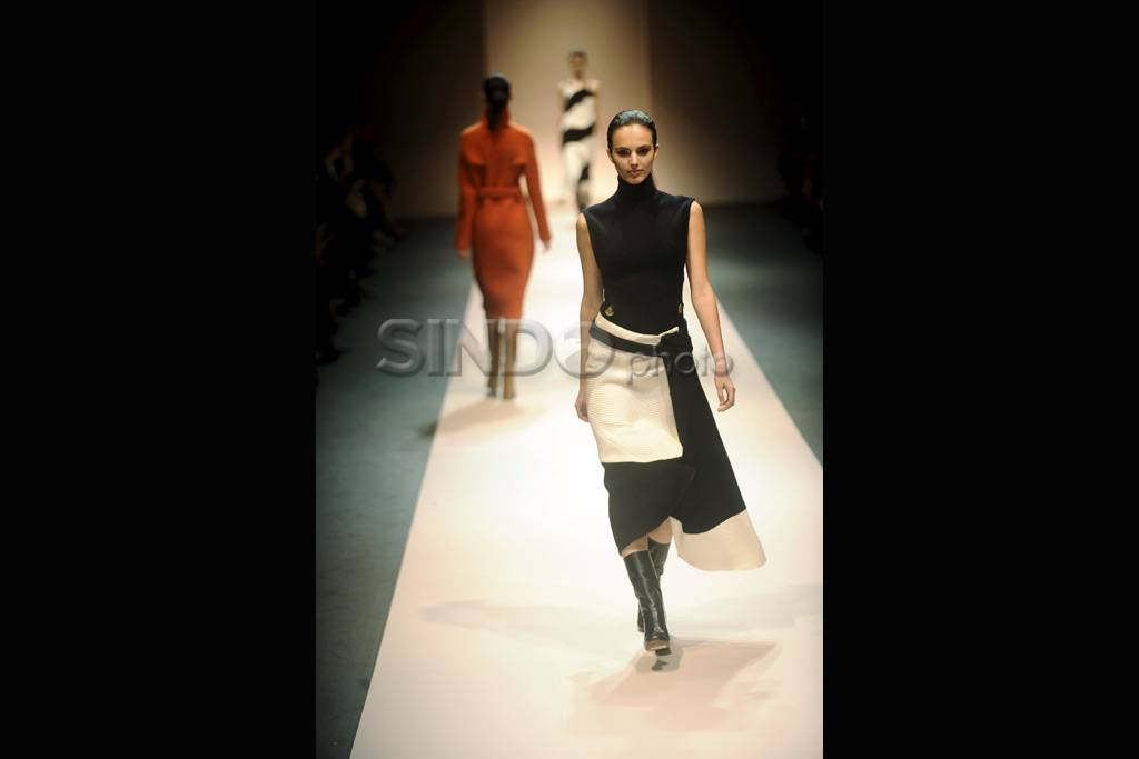 Koleksi Victoria Beckham...