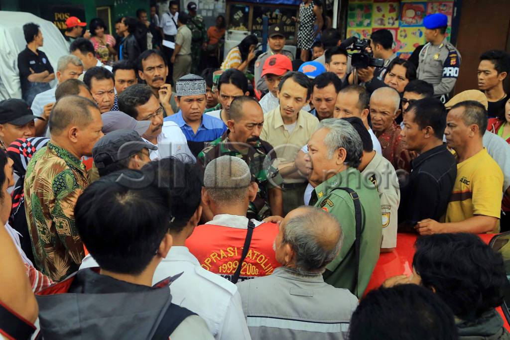 Warga Tolak Pengukuran...