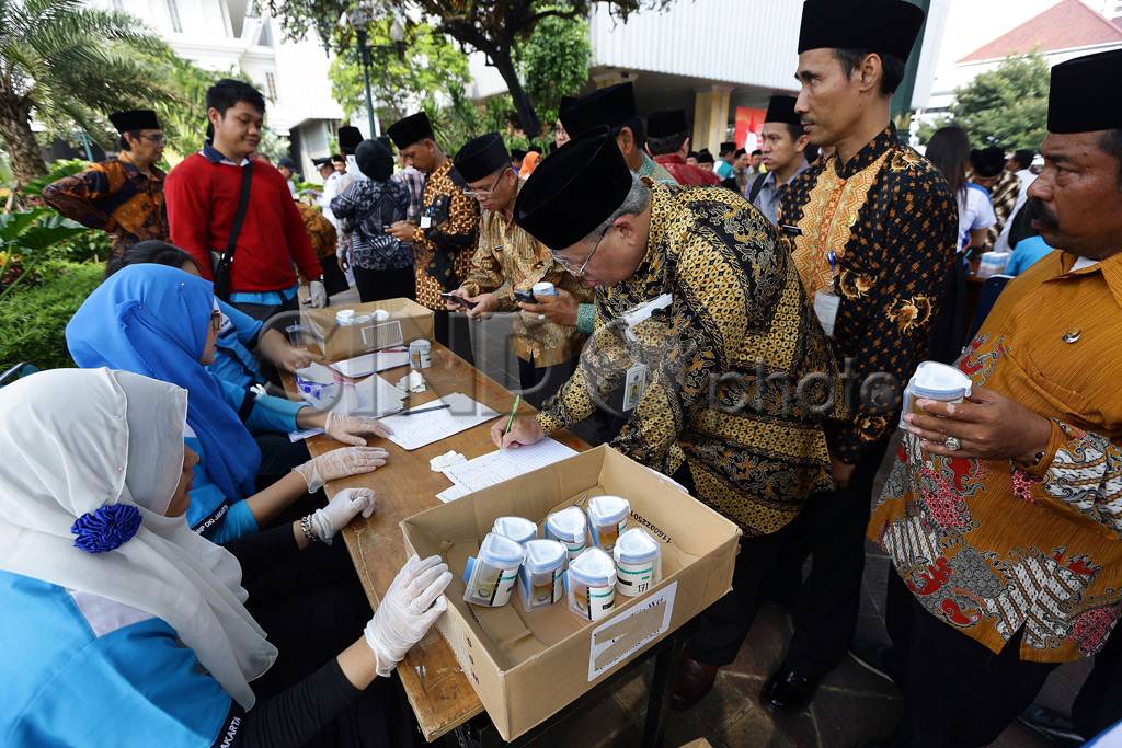 PNS Pemprov DKI Jakarta...