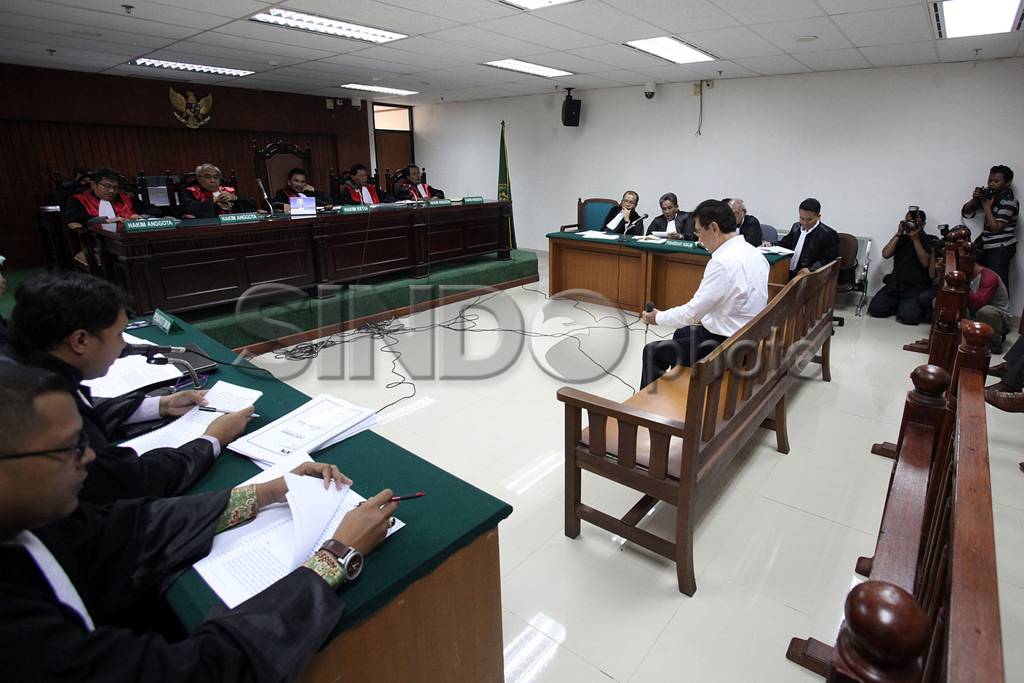 Sidang Perdana Willy...