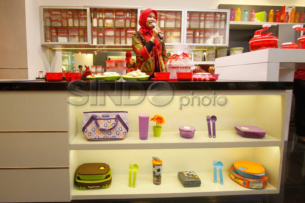 Tupperware Perkenalkan...