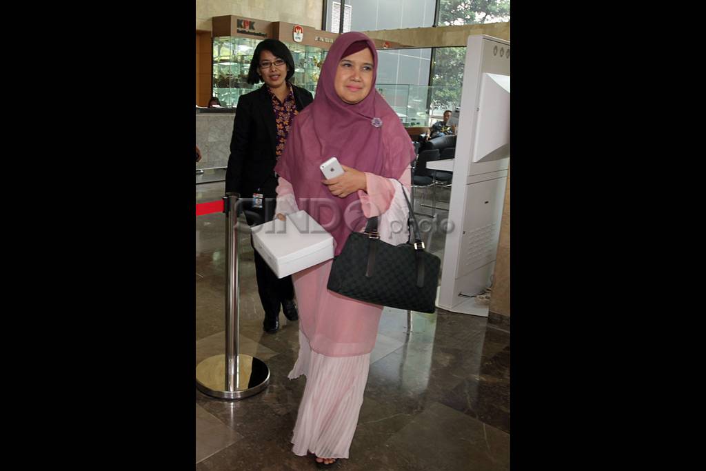 KPK Periksa Cici Tegal