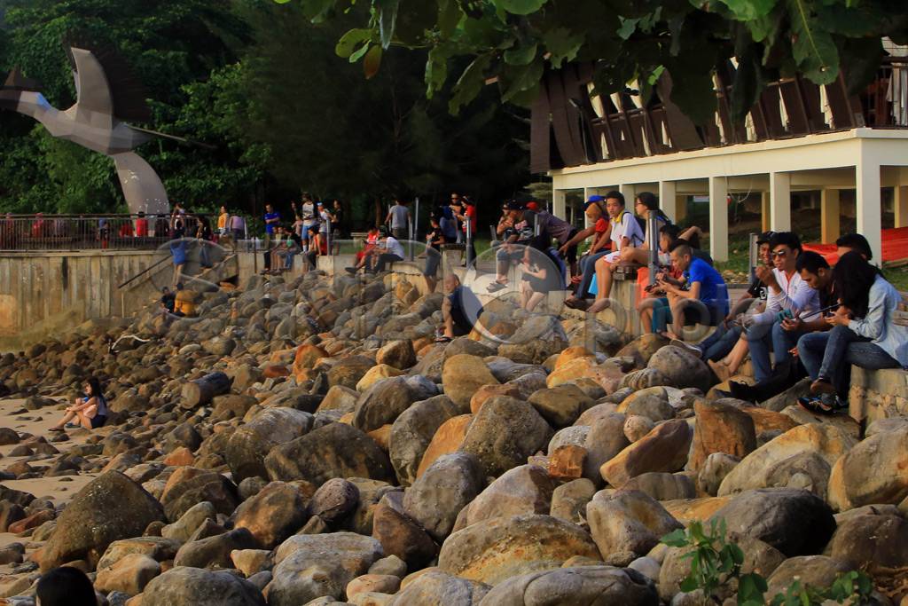 Syair Senja Pantai Damai