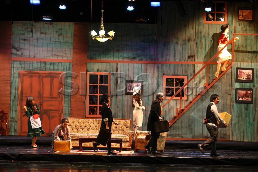 Teater Katak Pentaskan...