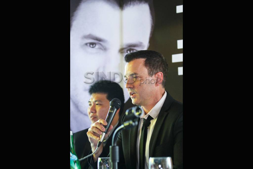 Konser di Jakarta, Tommy...