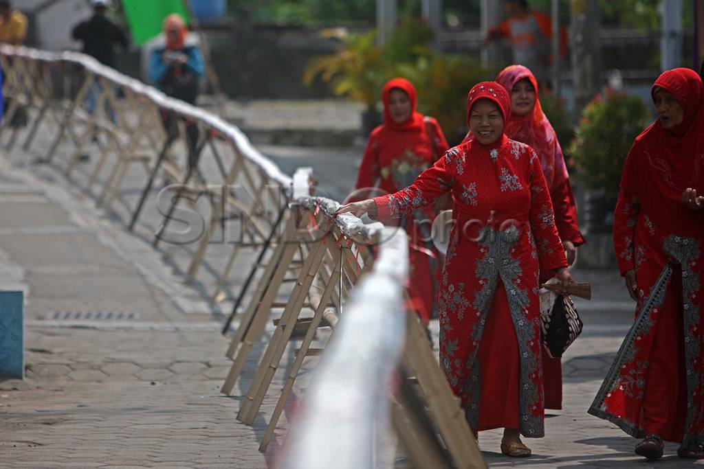 Tempe Panjang 100 Meter...