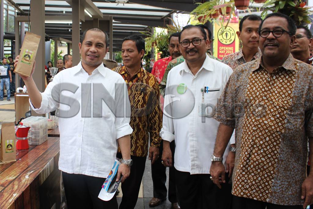 Mendes dan Plt Gub Banten...