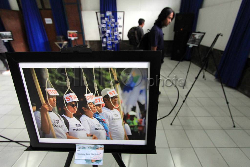 Pameran Foto Mahasiswa...