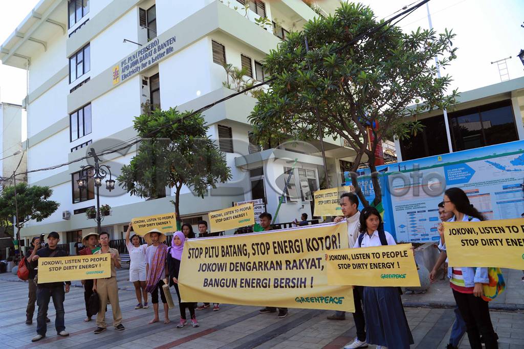 Pesan Greenpeace untuk...
