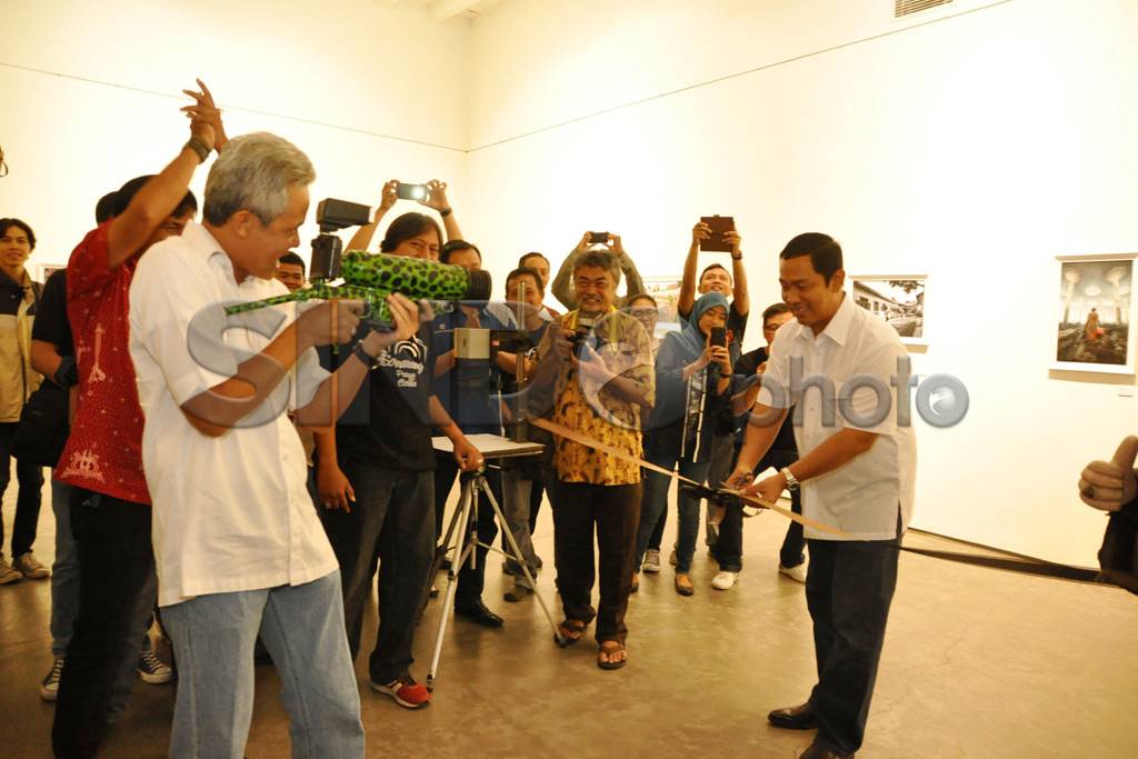 Gubernur Jateng Buka...