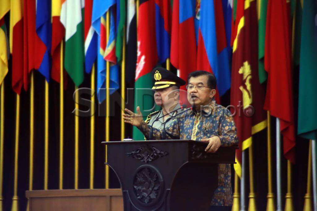 Wapres Jusuf Kalla Buka...