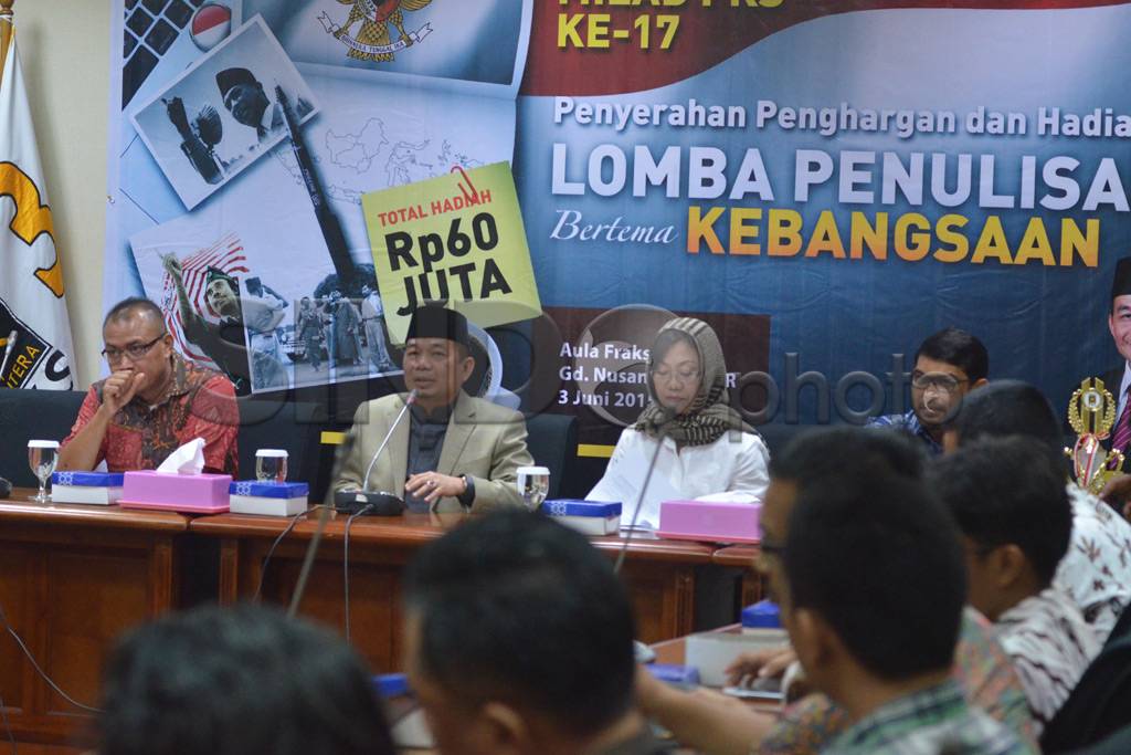 Pemenang Lomba Penulisan...