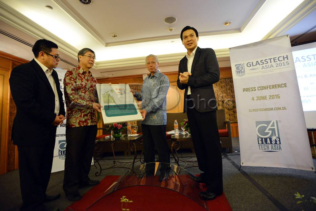Pameran Glasstech Asia...
