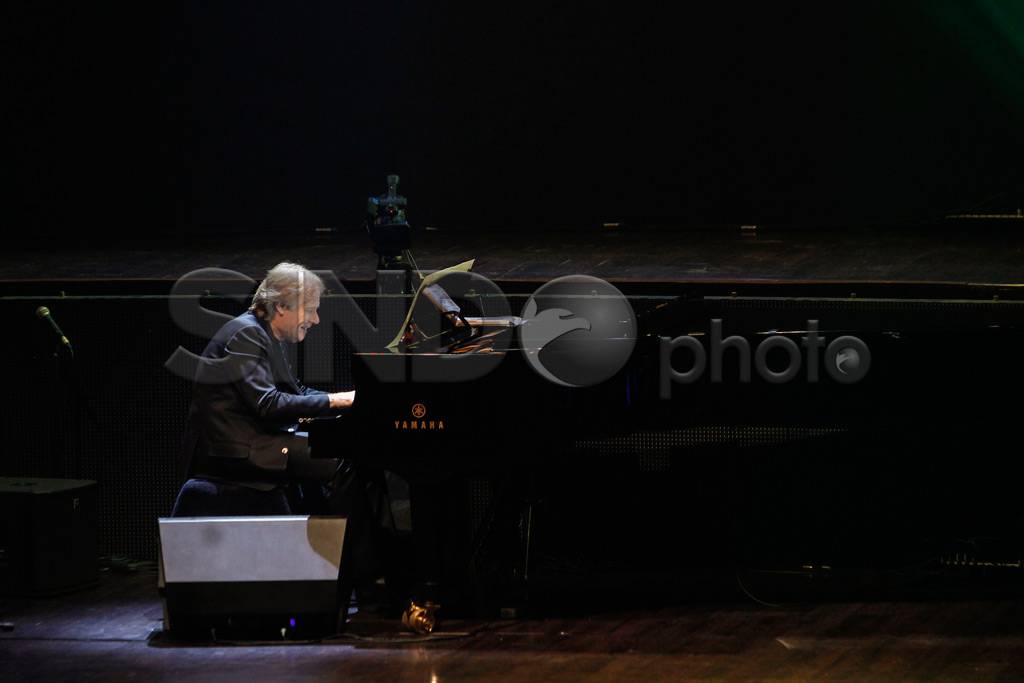 Lantunan Piano Richard...