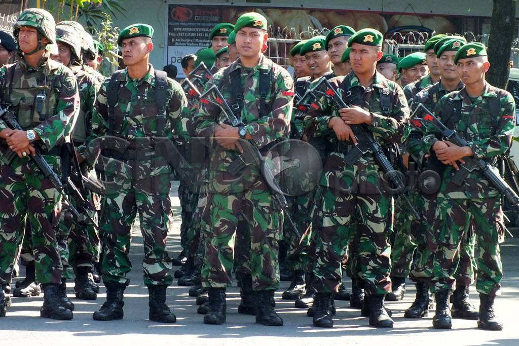 Ribuan Personel TNI-Polri...
