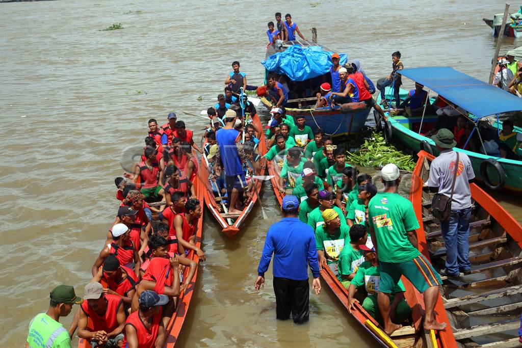 Lomba Perahu Bidar Meriahkan...
