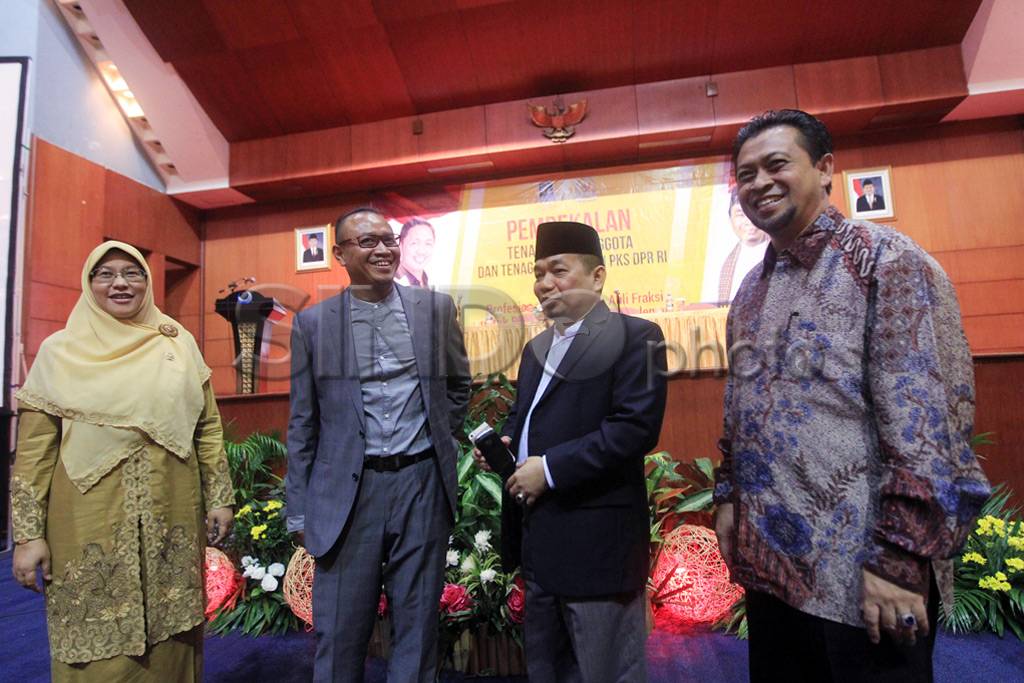 PKS Berikan Pembekalan...