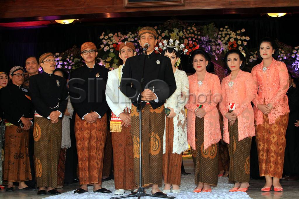 Sah Jadi Suami Istri,...