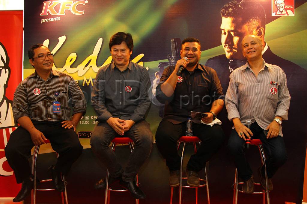 Mike Mohede Luncurkan...