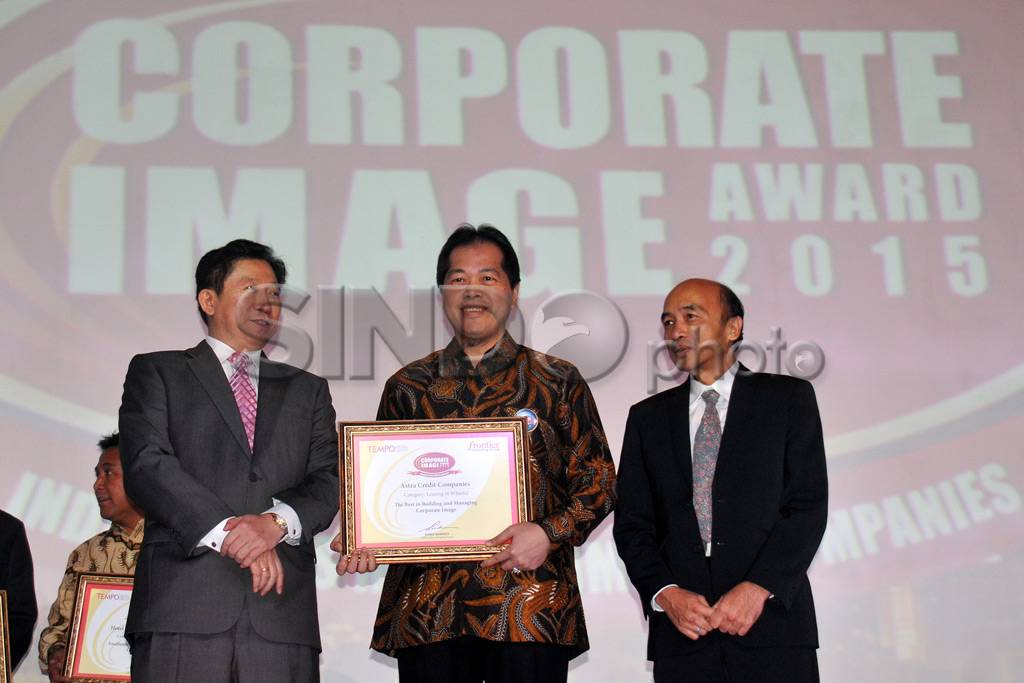 ACC Raih Penghargaan...