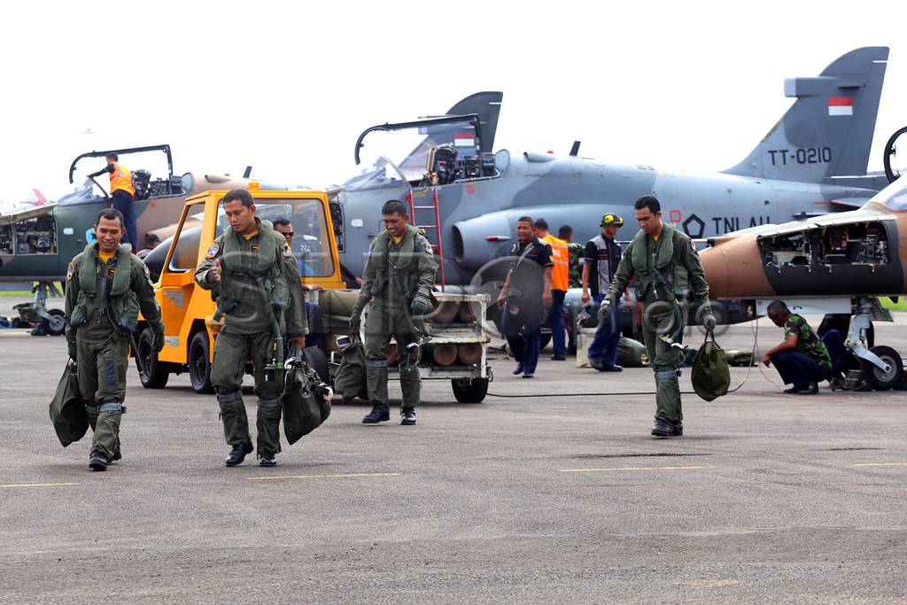 Lima Jet Tempur Gelar...