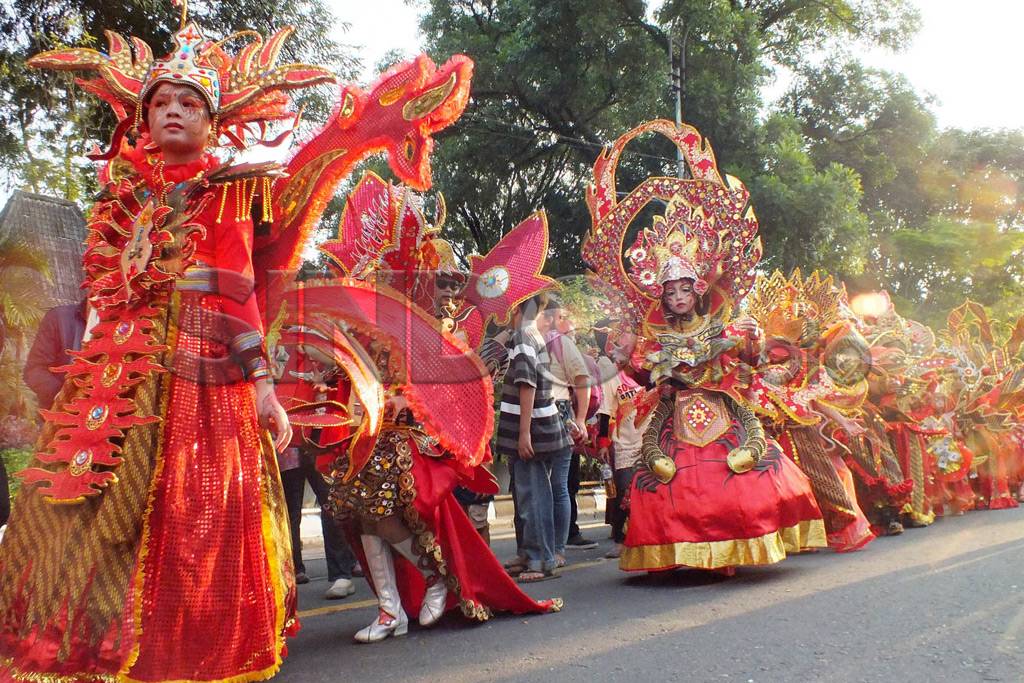 Kemeriahan Solo Batik...