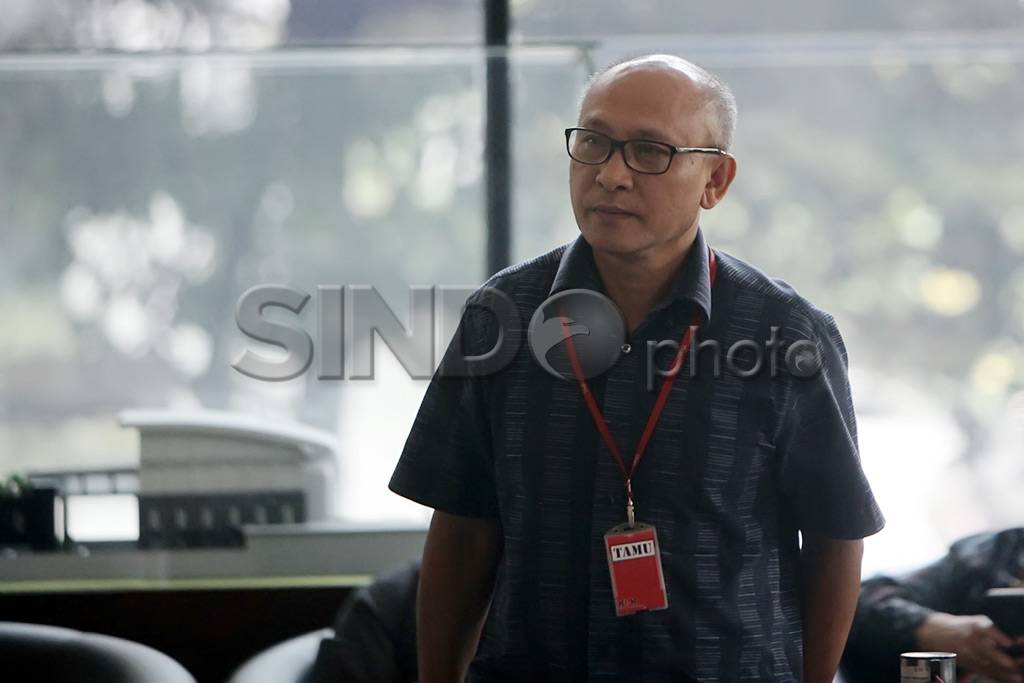 KPK Periksa Mantan Anak...