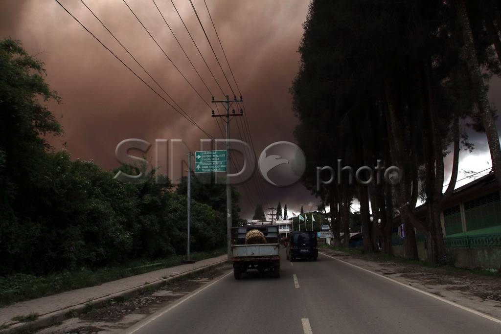Abu Vulkanik Sinabung...