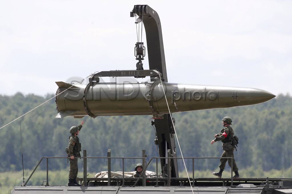 Pameran Perangkat Militer...