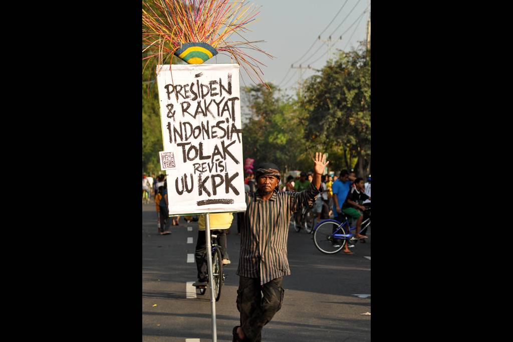 Aksi Tolak Revisi Undang-Undang...
