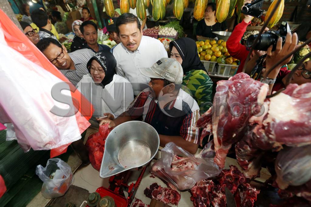 Wali Kota Risma Sidak...