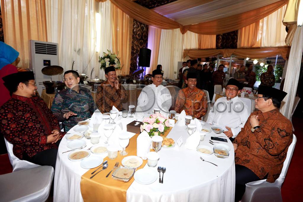 Presiden Jokowi Buka...