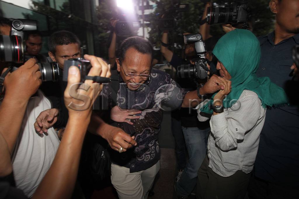 KPK Periksa Mantan Dirut...