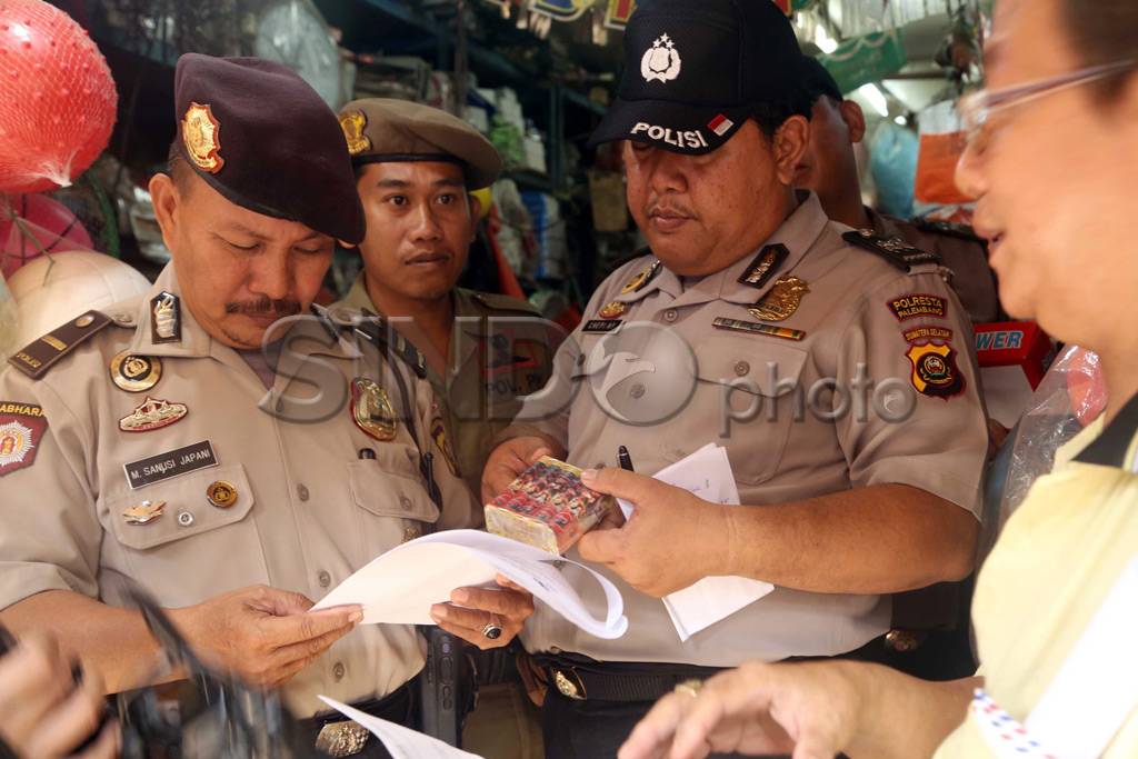 Razia Petasan di Palembang