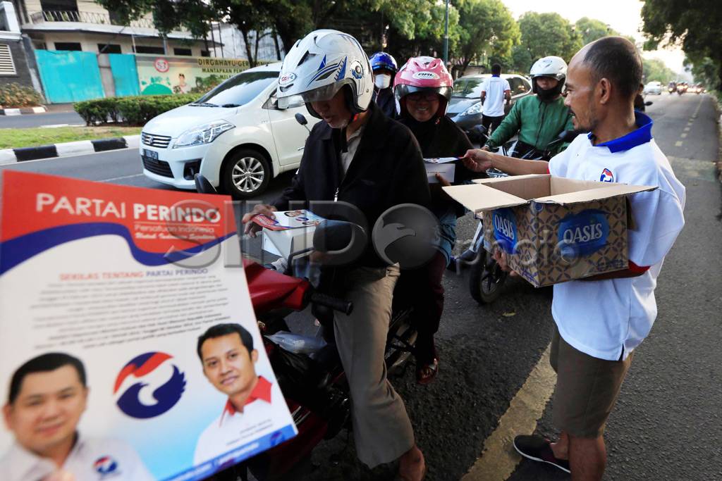 Partai Perindo Bagikan...