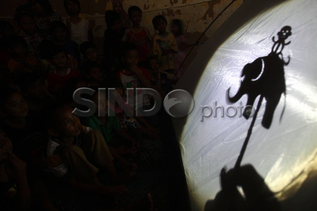 Wayang Tenda Ajarkan...