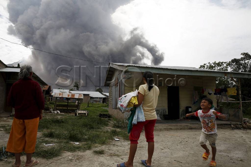 Erupsi Gunung Sinabung,...