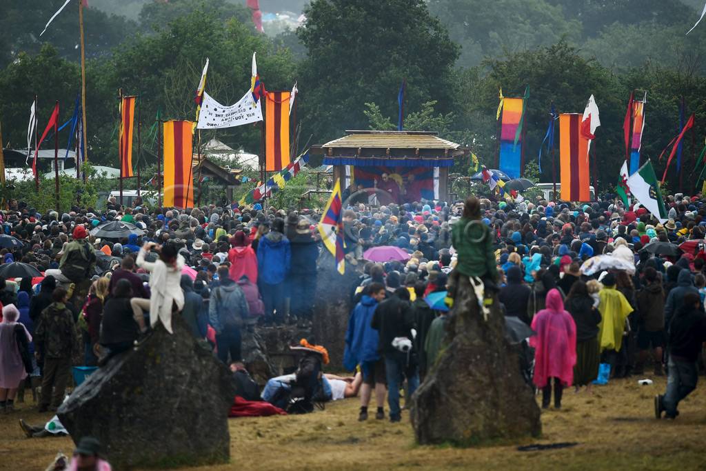 Dalai Lama Hadiri Festival...