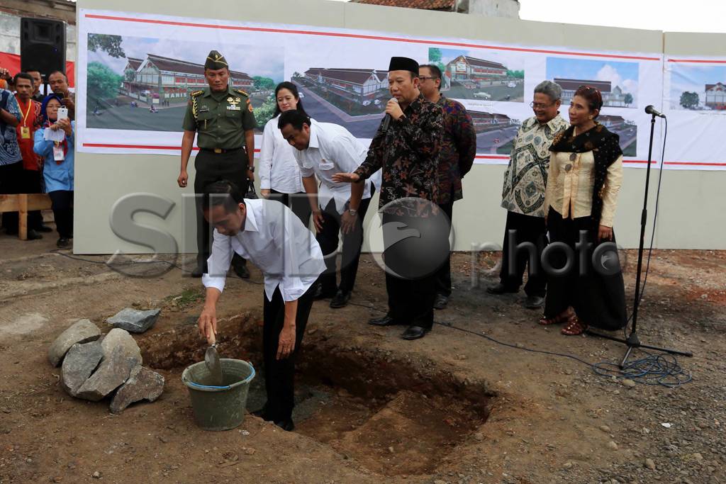 Revitalisasi 1000 Pasar...