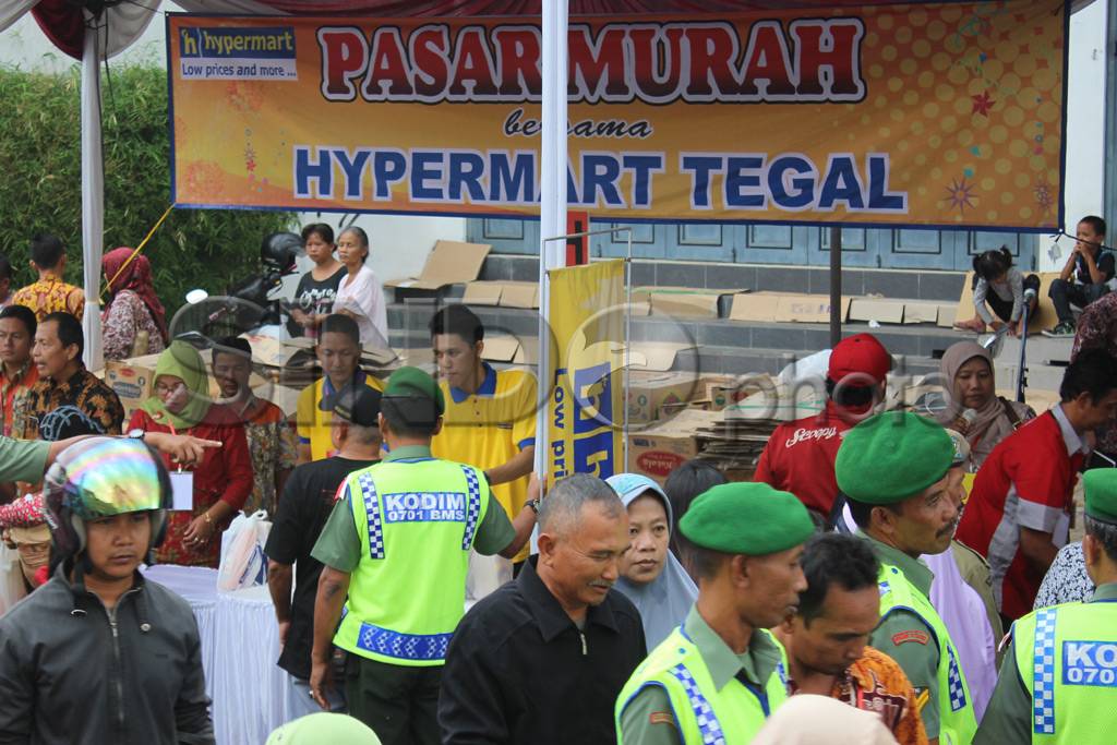 Hypermart Distribusikan...