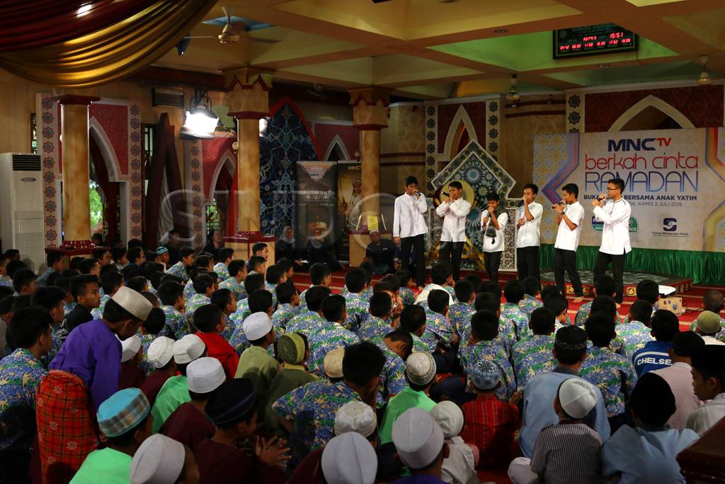 MNCTV Gelar Buka Puasa...