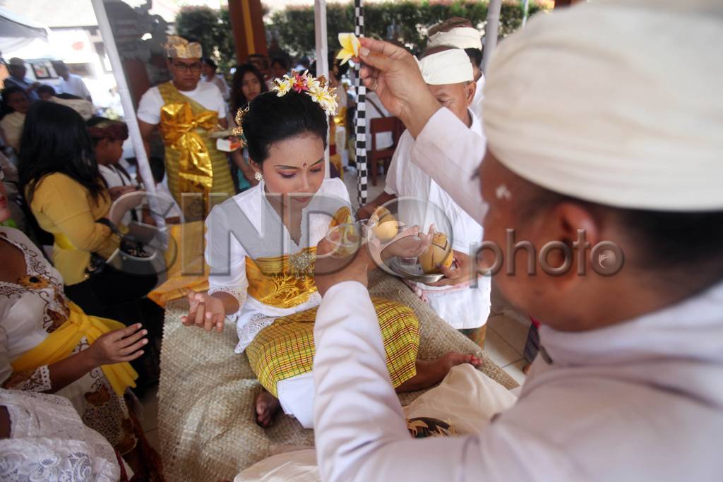 Tradisi Potong Gigi...