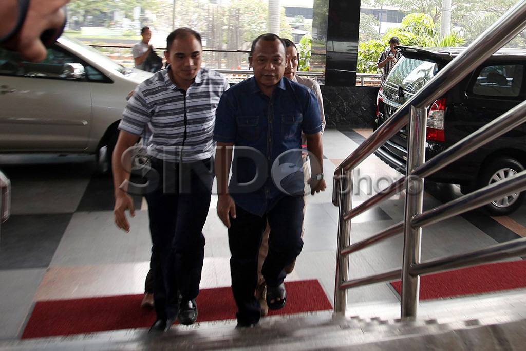 KPK Jemput Paksa Bupati...