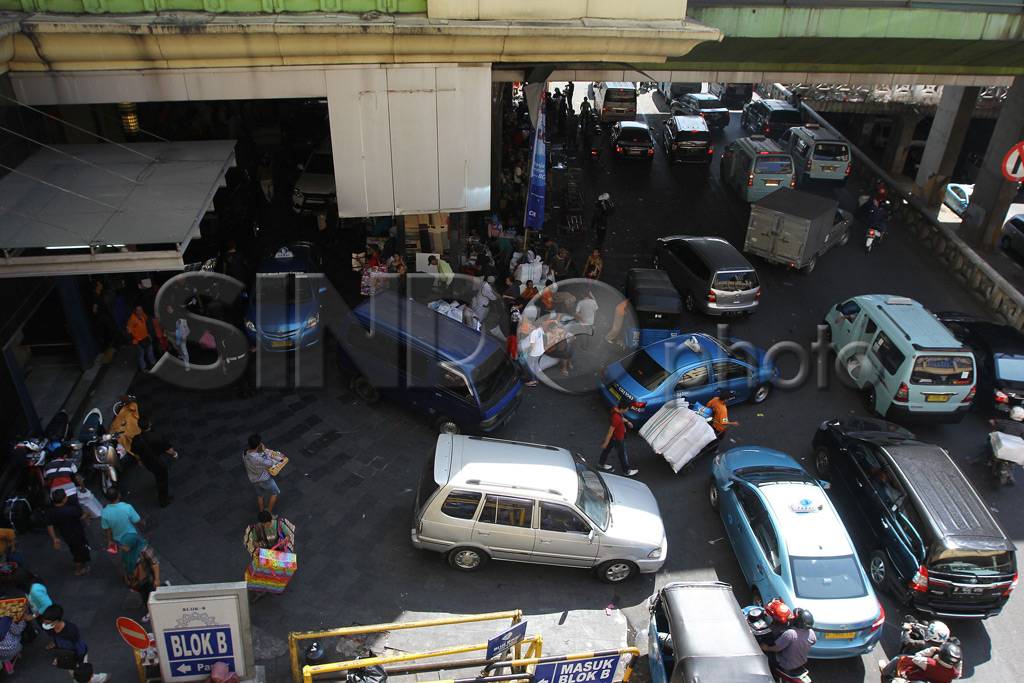 Jelang Lebaran, Tanah...