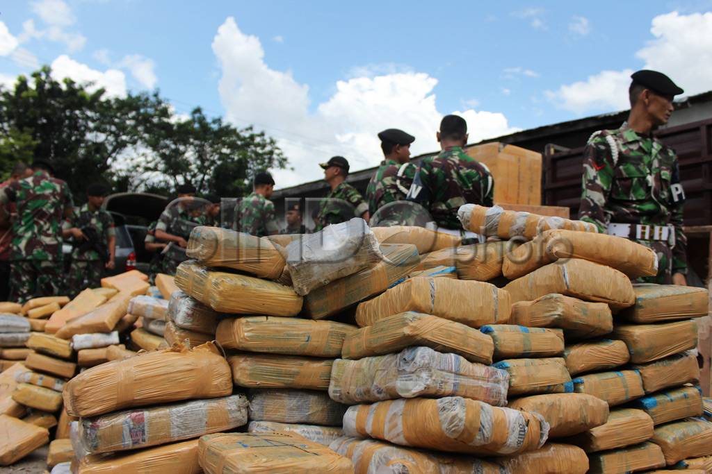 TNI Gagalkan Penyelundupan...