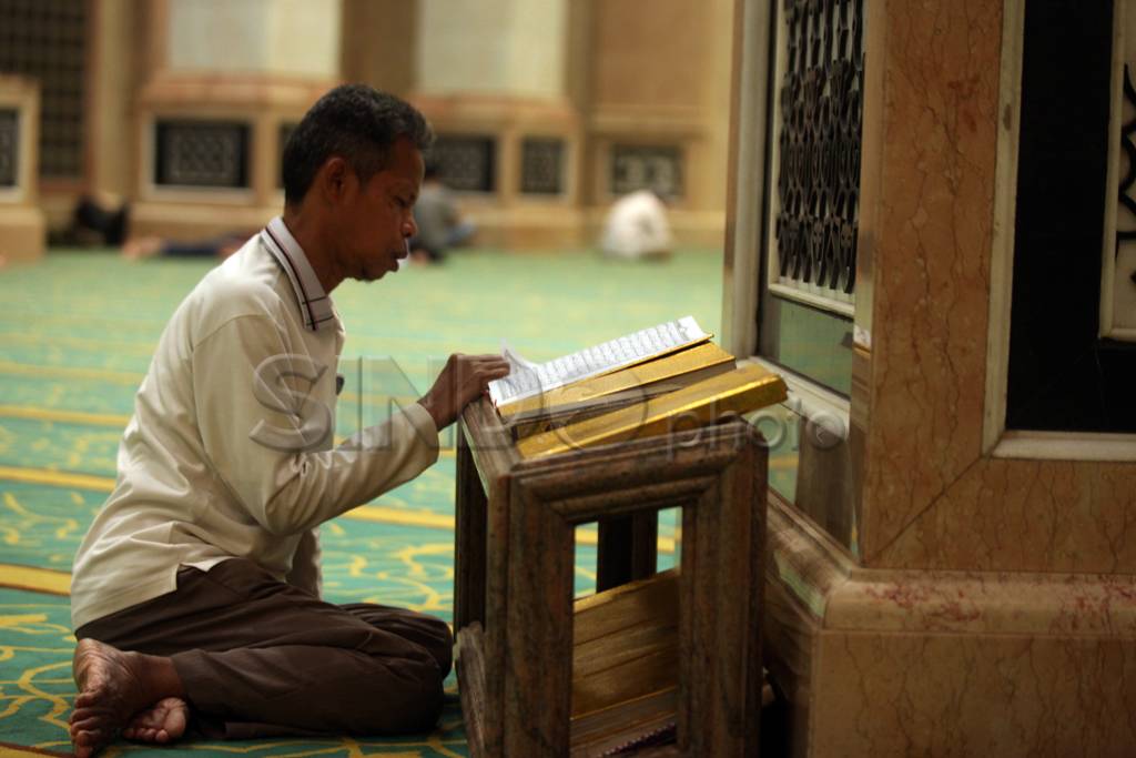 Menanti Malam Lailatul...